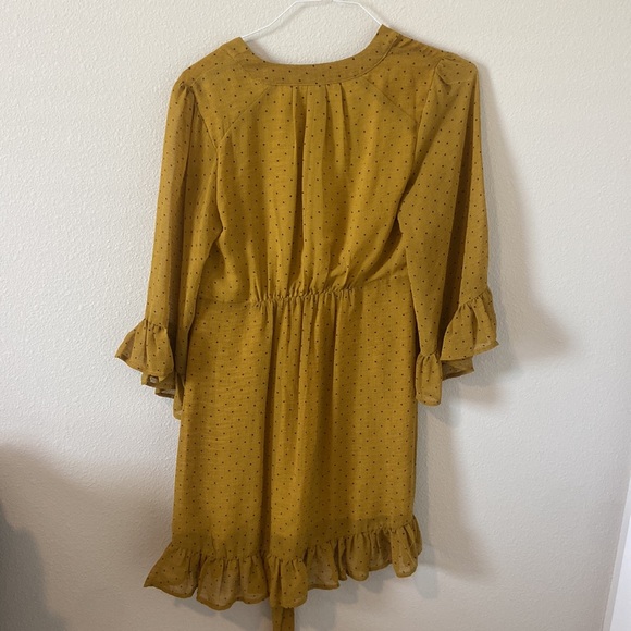 Dress - Picture 2 of 3